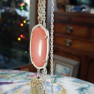 Kendra Scott RAYNE GOLD Necklace with CORAL ORANGE COLORED Pendant!!! NWOT!!!
